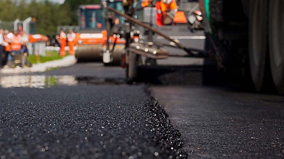 Завершается ремонт дорог республиканского значения в районе Дебальцево