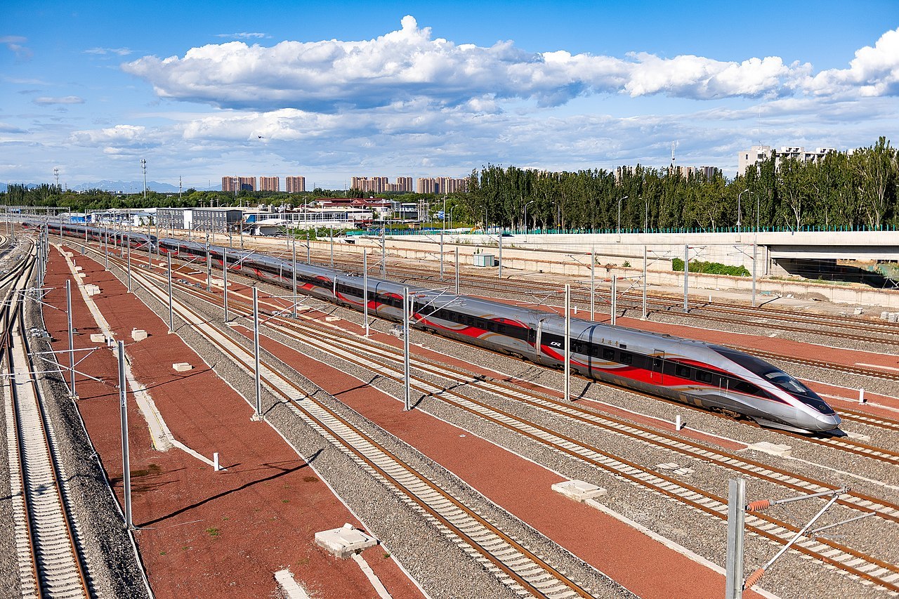 Из Москвы в Донецк за 12 часов | 05.06.2024 | Донецк - БезФормата